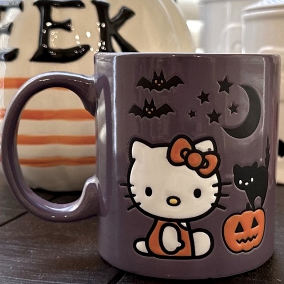 New! Large Hello Kitty Sanrio x Silver Buffalo Dark Purple Halloween Mug - Picture 1 of 10